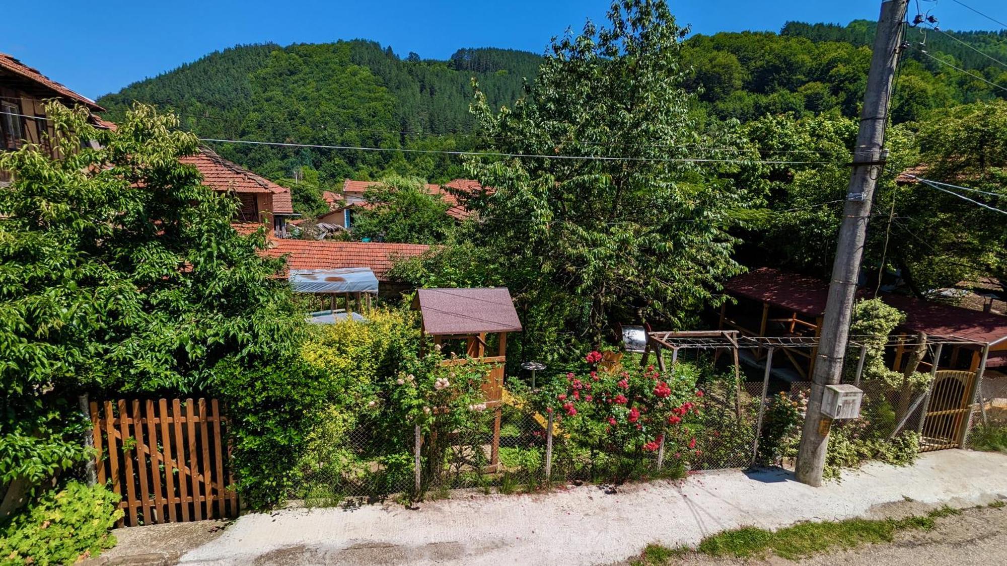 Pamir Guest House Shipkovo  Exterior foto